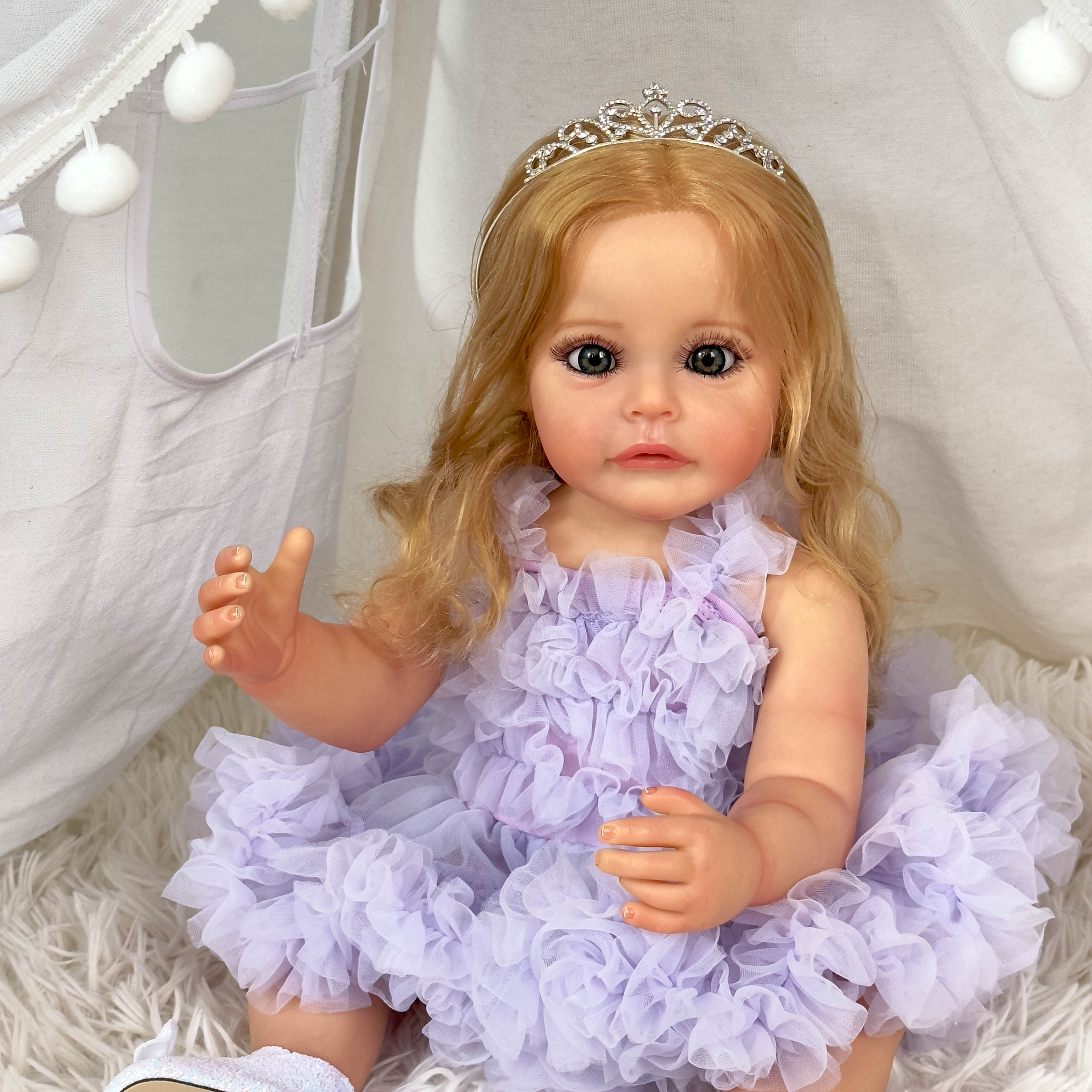 Bambola Reborn in Silicone Completa Ruth – 55 cm, con Suono detail image 2