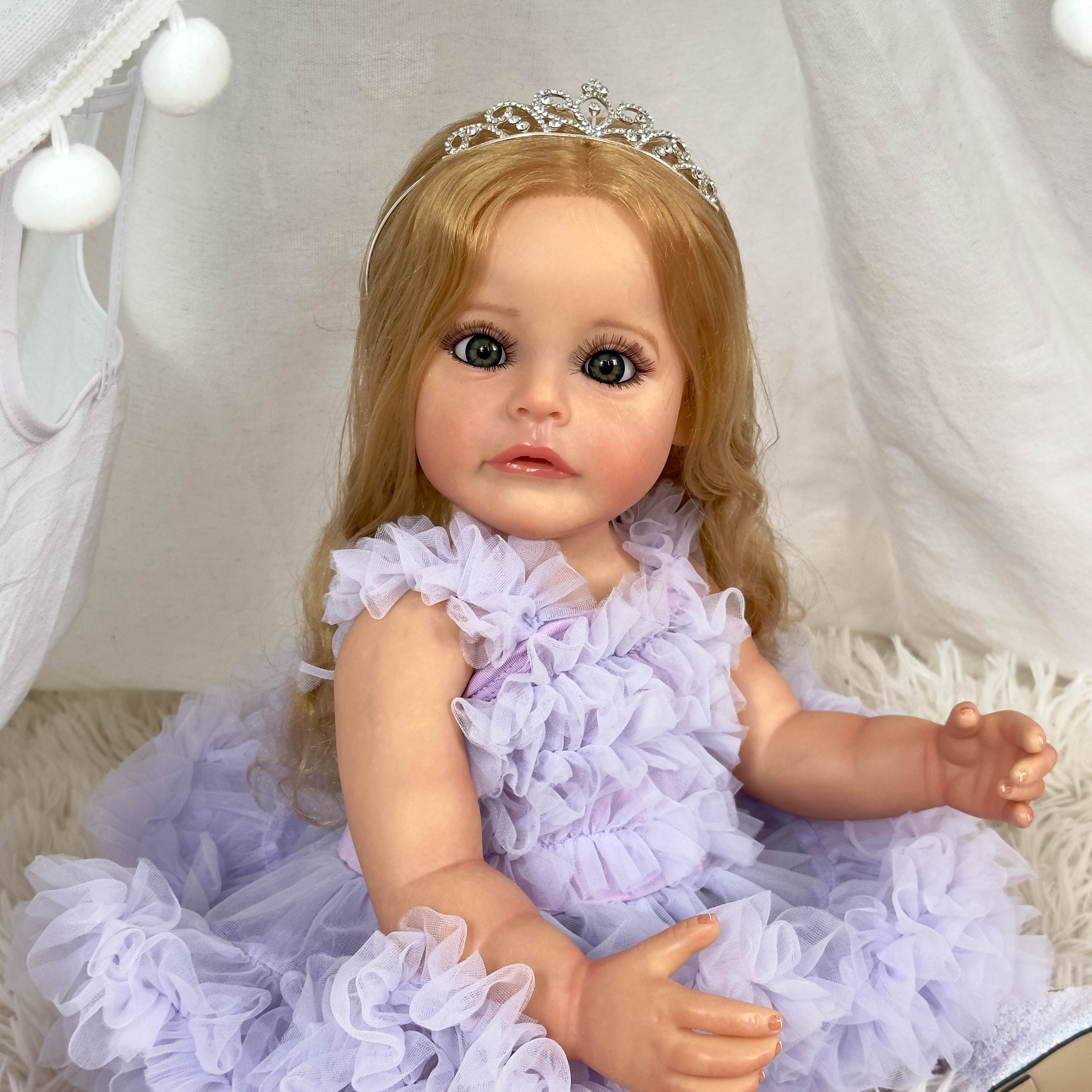 Bambola Reborn in Silicone Completa Ruth – 55 cm, con Suono detail image 1
