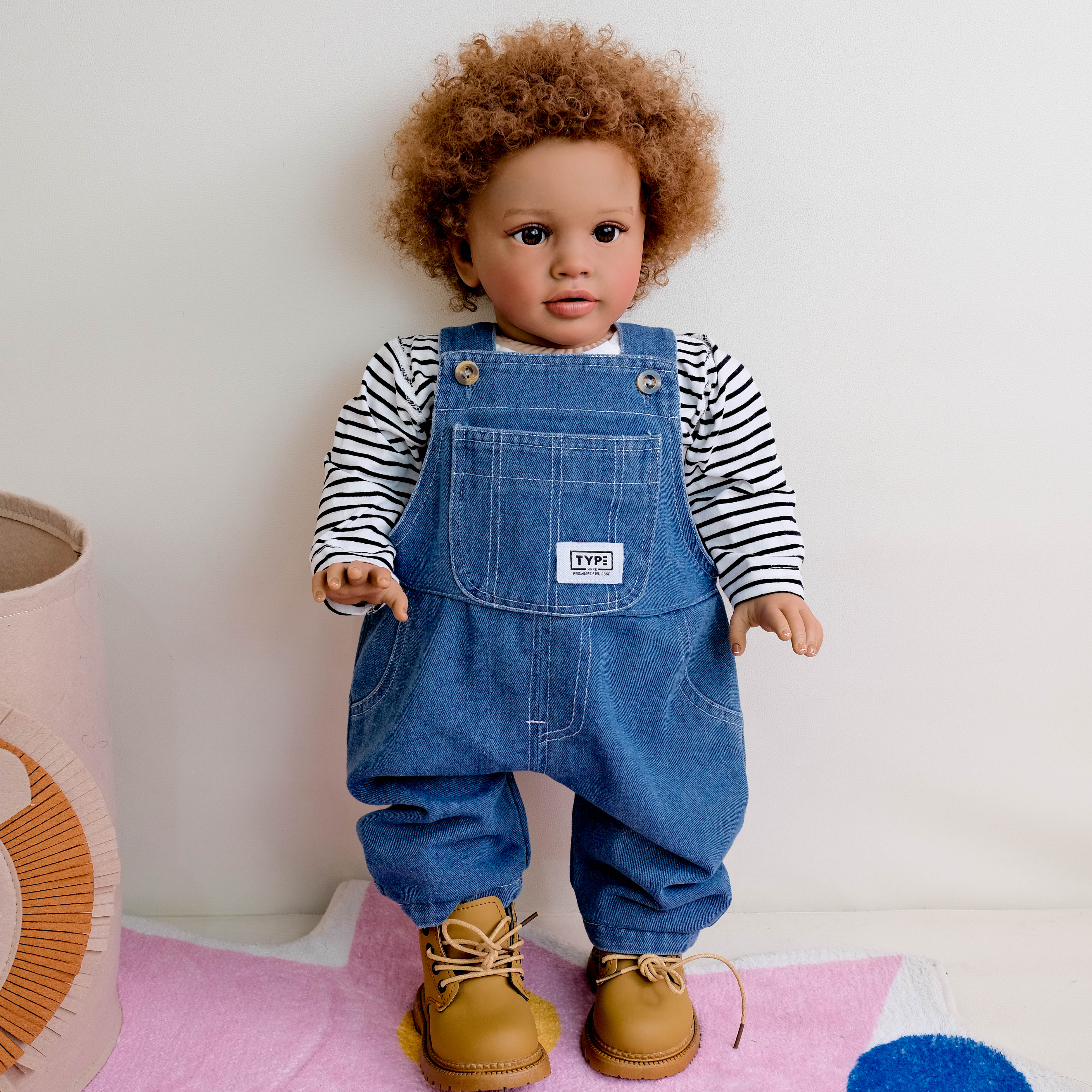 Bambola Reborn Zoe in Vinile – 65 cm, con Suono detail image 13