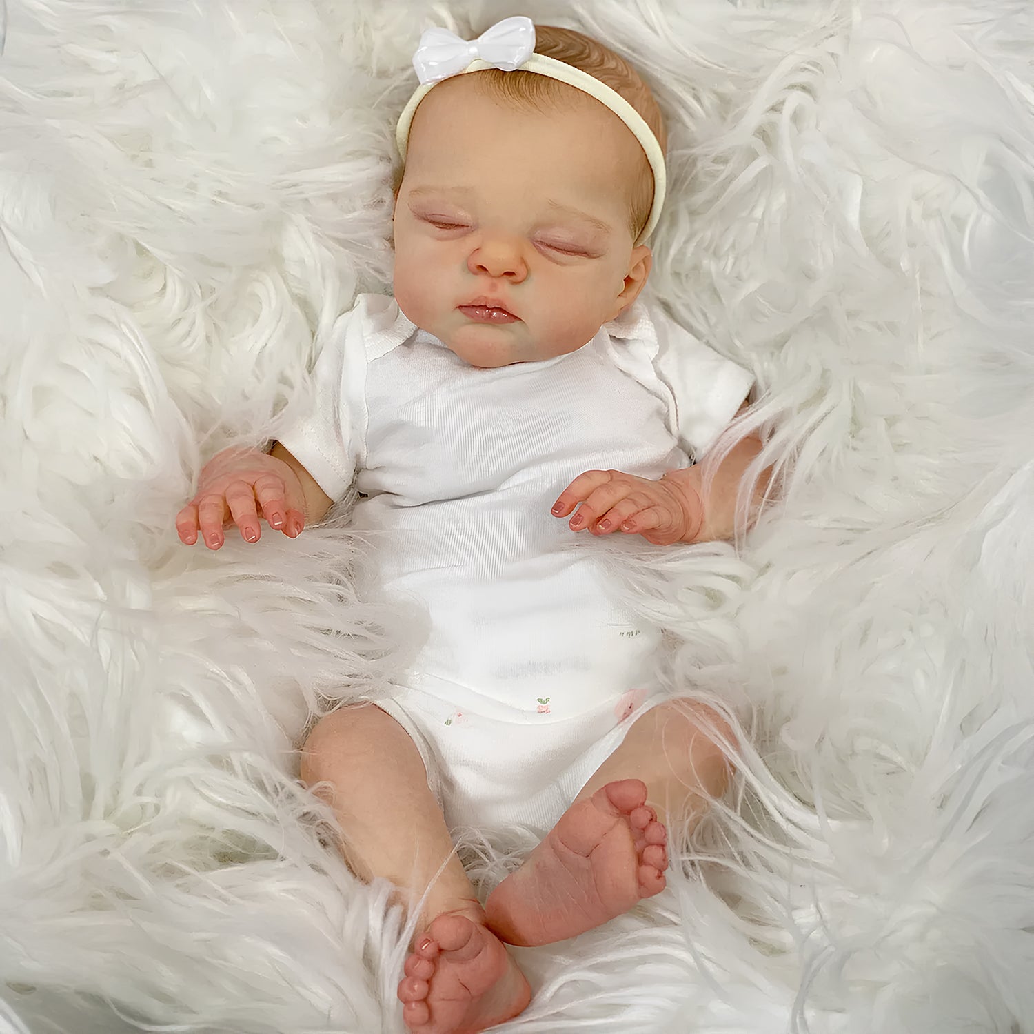 Lalka Reborn Winylowa Basilio – 45 cm detail image 2