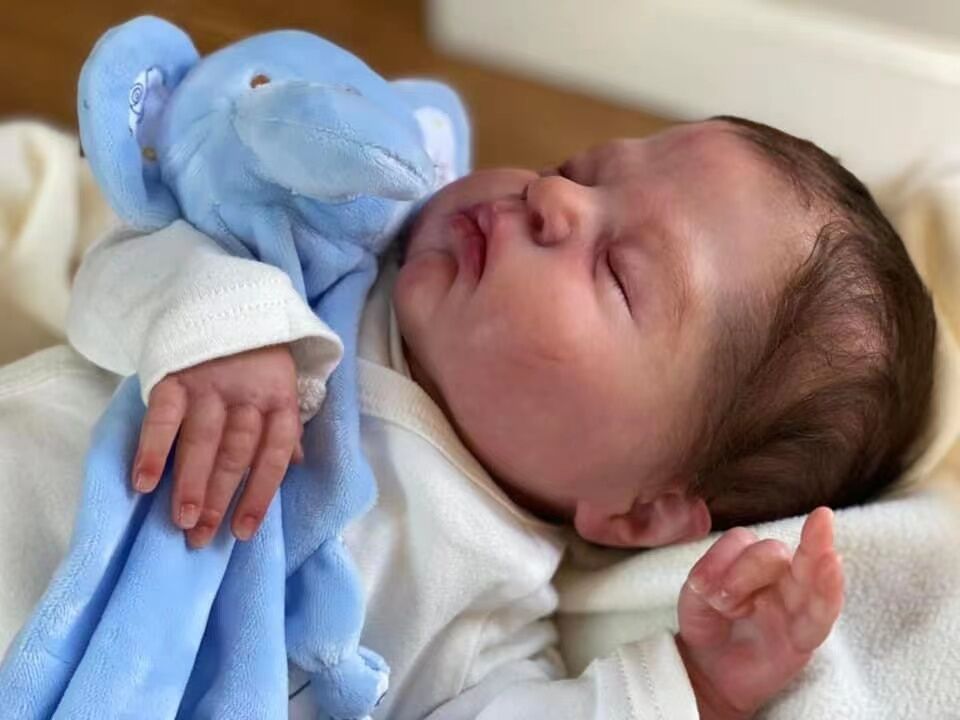 Bébé Reborn en Vinyle Edelmira – 50 cm