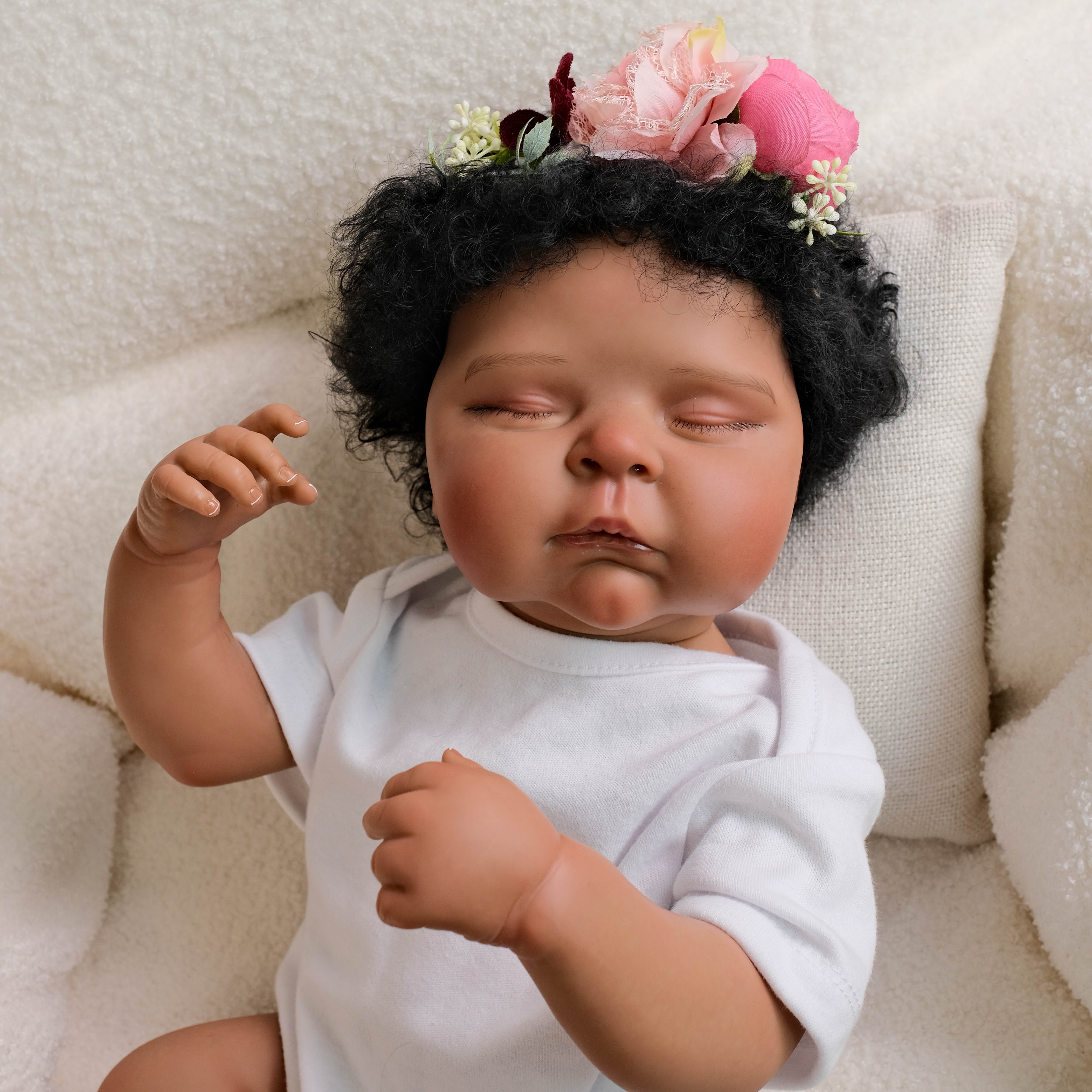 Bambola Reborn Bruno – 50 cm detail image 7
