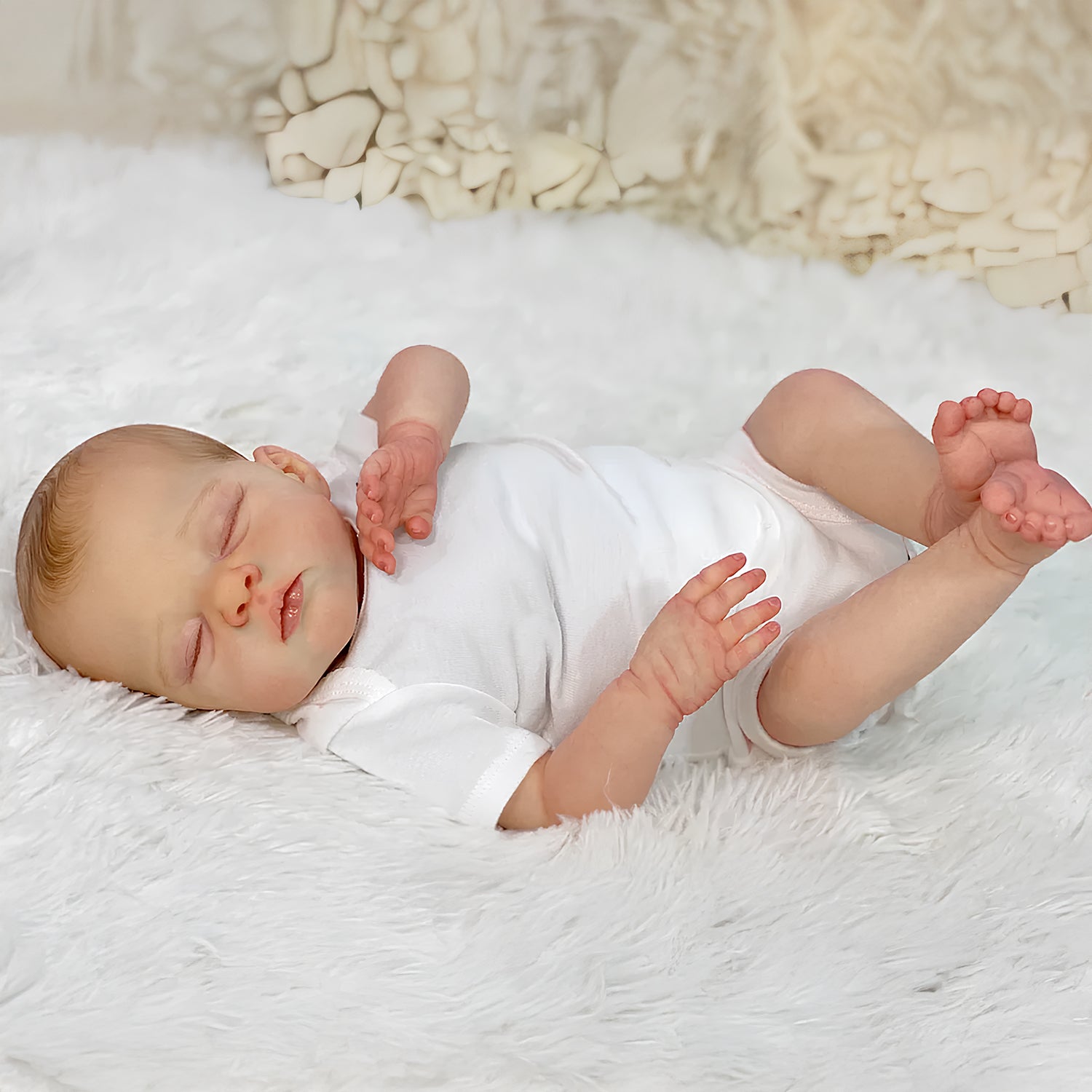 Lalka Reborn Winylowa Basilio – 45 cm detail image 1