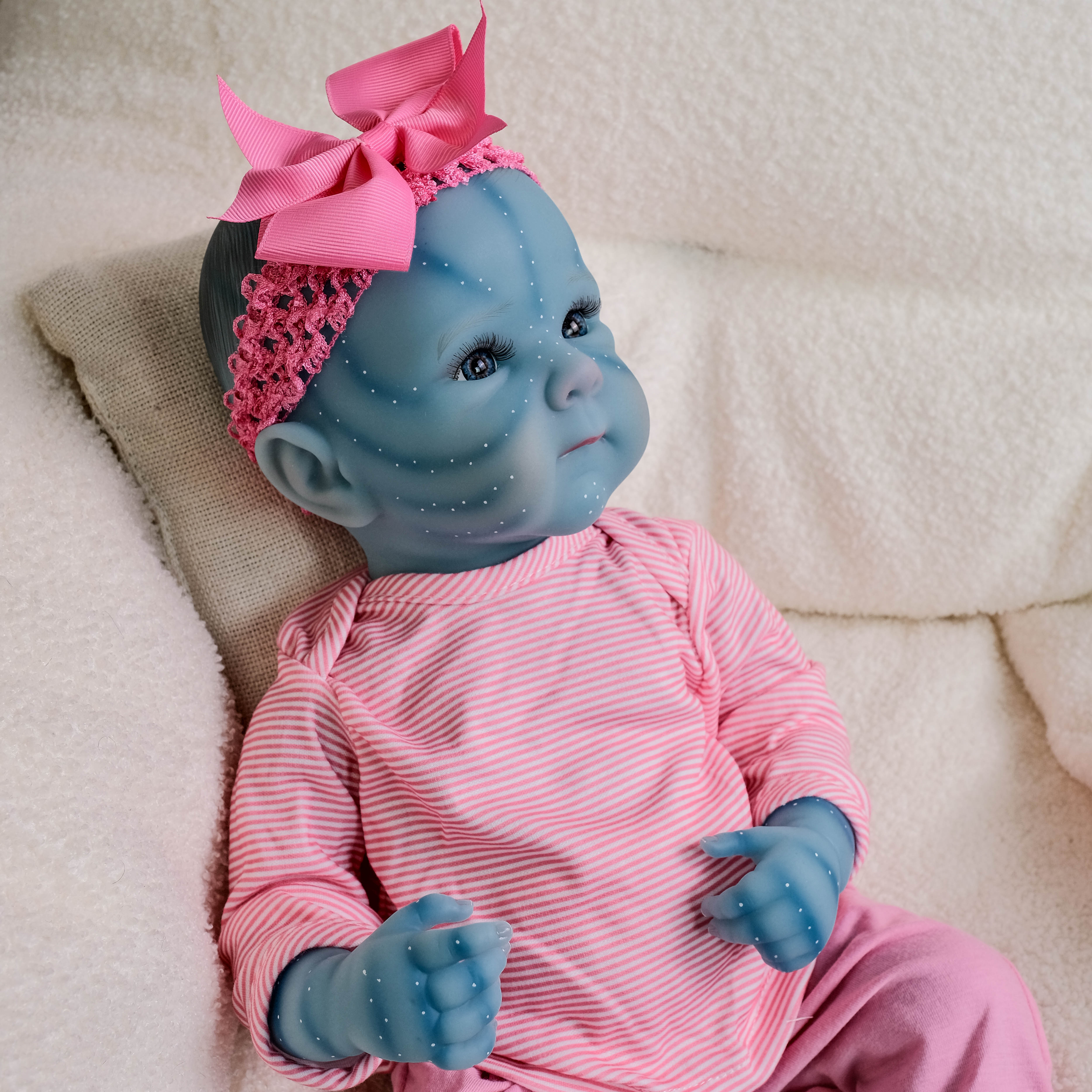 Lalka Reborn Winylowa Bernardo – 45 cm detail image 12
