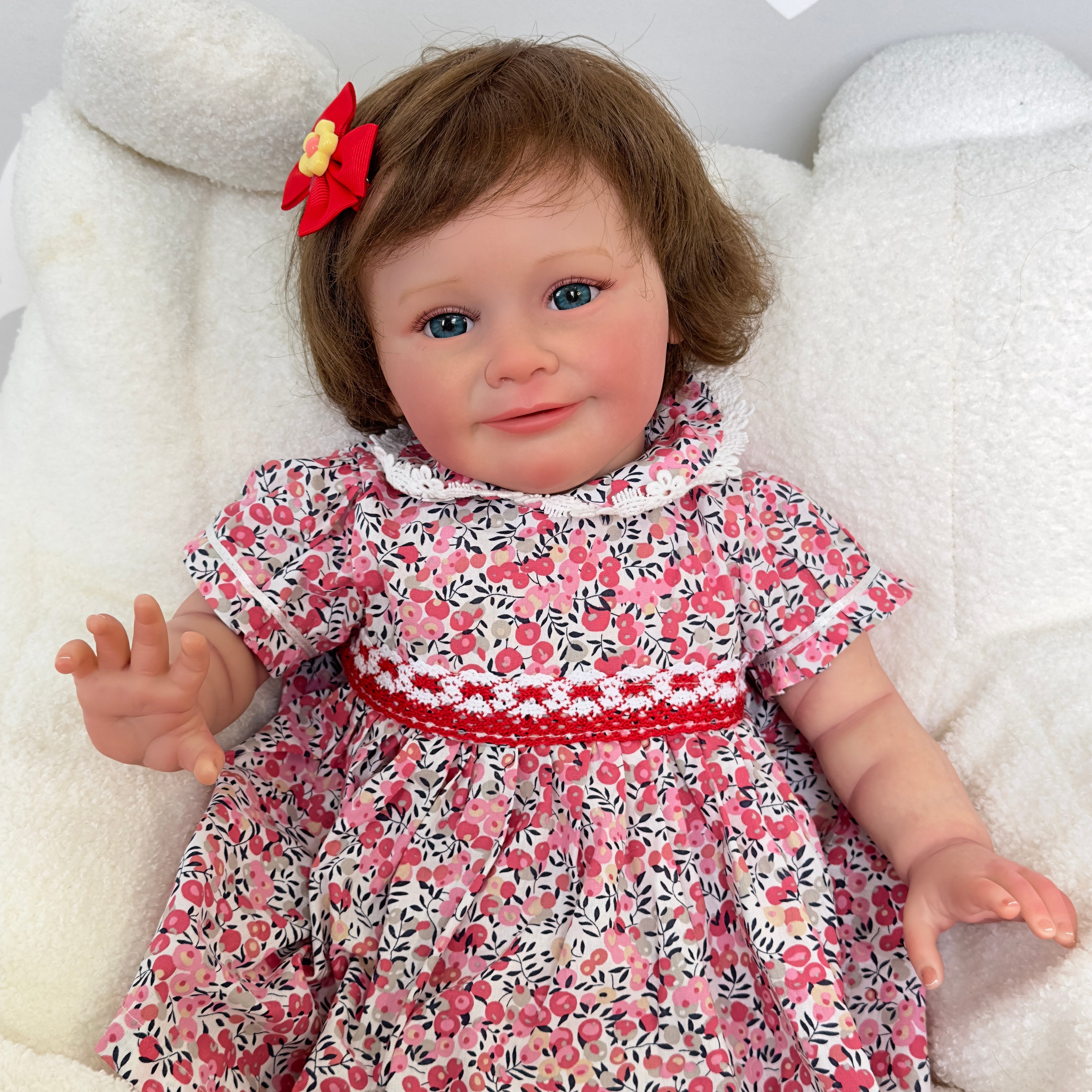 Lalka Reborn Adoración – 60 cm, z dźwiękiem detail image 2
